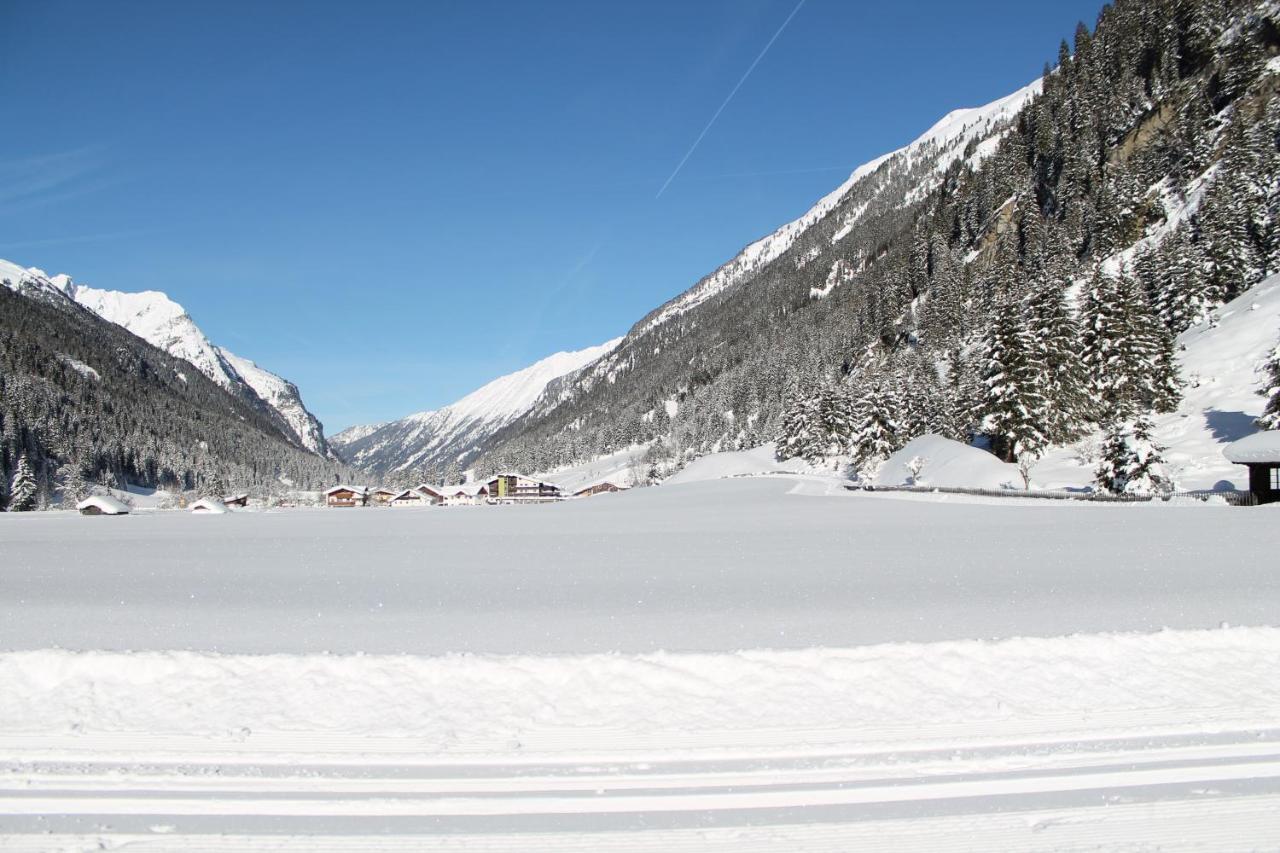 Bio Hotel Stillebach Sankt Leonhard im Pitztal Exterior photo